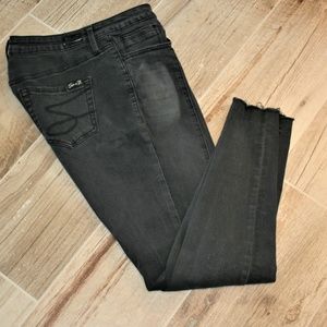 Seven 7 Black ankle jeans